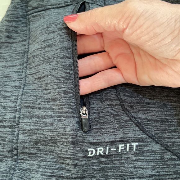 NIKE Dri Fit Men Long Sleeve Top Size S - Picture 5 of 9